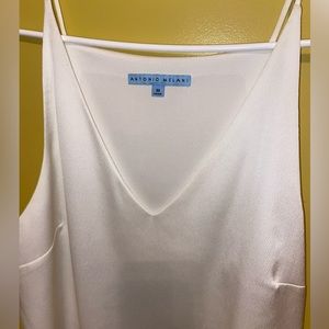 Woman’s Antonio Melani Blouse. Size M.